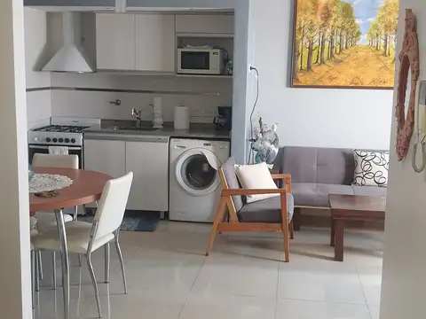 2 ambientes + Balcón + Patio + Cochera