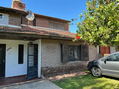 VENTA PH CASA CON PARQUE