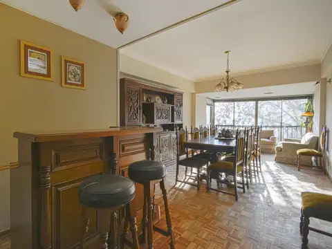 Departamento en  Venta 4 ambientes con cochera, baulera y seguridad 24hs. Botánico, Palermo