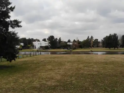 Terreno en Venta en Posada de los Lagos, USD 32.000