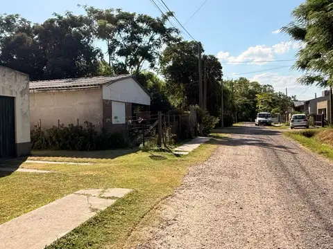 Casa 3 ambientes con 1 baño