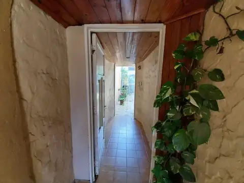 Bartolomé Mitre e/ Julio Argentino Roca  y Marcelo Torcuato de Alvear