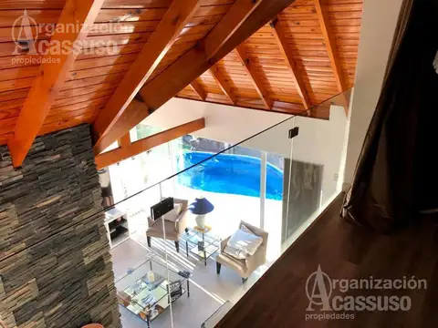 Casa 4 ambientes con 3 baños