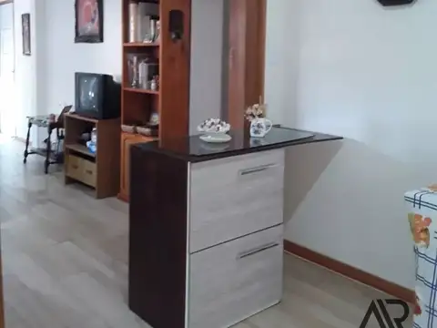 Casa en venta de 2 dormitorios c/ cochera en Las Toscas