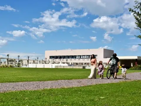 Terreno en Venta de 946,0 m2