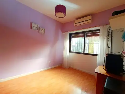 Venta Casa Villa Ballester 4 amb Quincho Garage