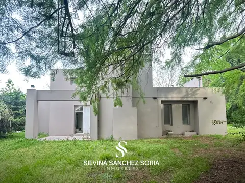 VENTA CASA 4 AMBIENTES EN BARRIO SANTA BRIGIDA, LOS CARDALES