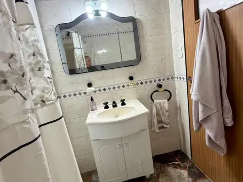 VENTA DE DEPOSITO CON VIVIENDA EN RAMOS MEJIA