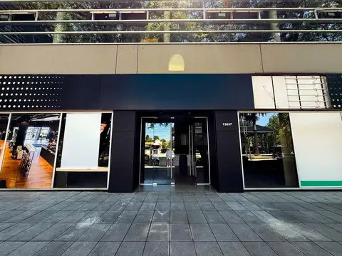 Av. del Libertador  al 13800 - Local 1