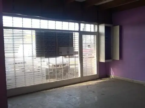 Hipolito Yrigoyen 20900