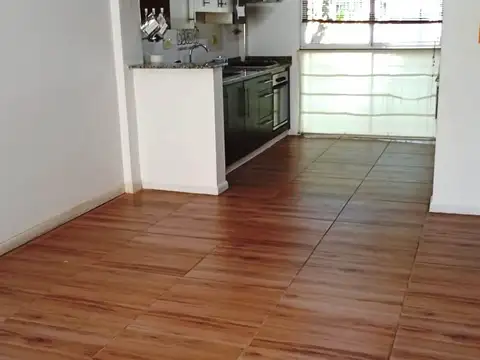 Depto Tipo Casa en Venta con 1 cocheras