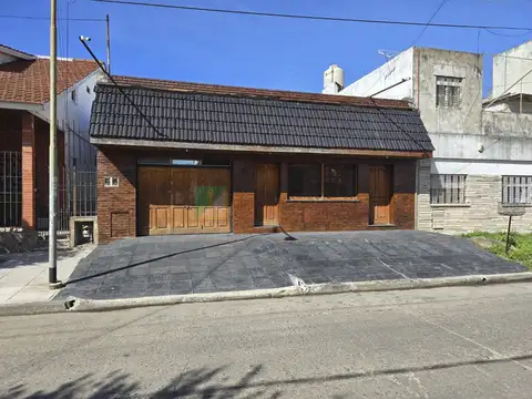 Venta - Casa - 2 dormitorios - Jose Leon Suarez