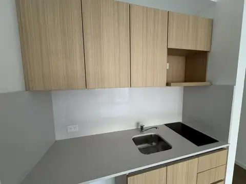 Oficina en Venta al Este