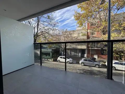 Av. Cramer 3206 1º E (Esquina Tamborini)