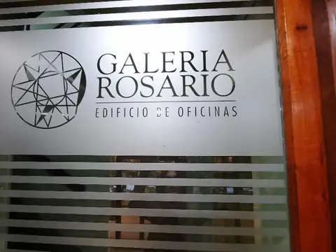 Oficina en  venta zona Centro, Galeria Rosario.