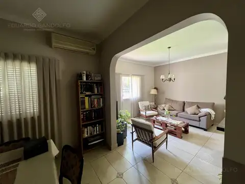 Casa en Venta con 1 cochera