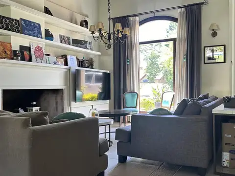 Casa en Venta en Club De Campo Pueyrredon, USD 380.000