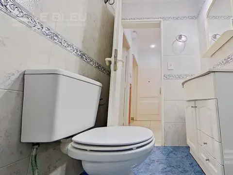 VENTA PH 4 AMBIENTES CON TERRAZA PROPIA y QUINCHO EN PARQUE CHAS