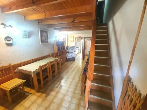 Casa 3 ambientes con 2 baños