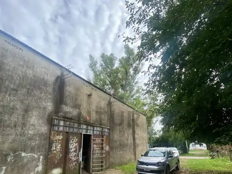 6 Esquina 97 100, Piso 0