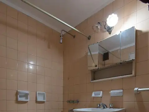 Departamento 4 ambientes con 3 baños