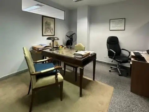 Oficina en Venta 15 años