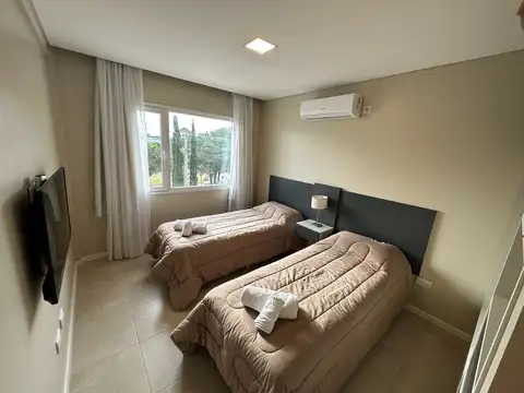 Av.Enrique Shaw 846 800