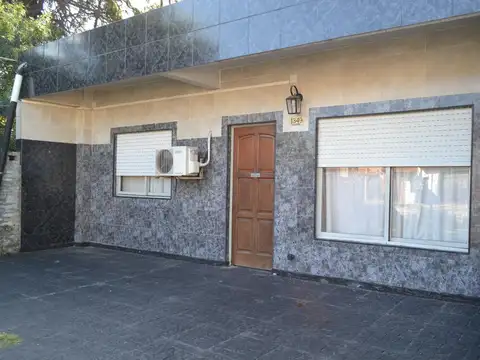 Casa en Venta en Burzaco, USD 195.000
