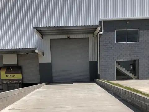 POLO INDUSTRIAL EZEIZA - Nave Industrial 3000 m2 con oficinas