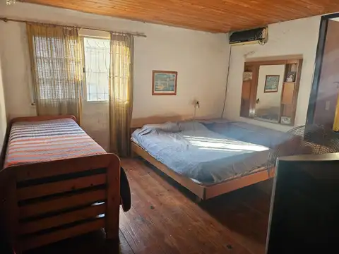 CASA DE 4 AMB CON GALPÓN EN VENTA EN CIUDADELA