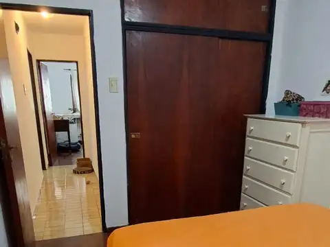 Departamento en venta pleno centro calle Cervantes 2 dorm