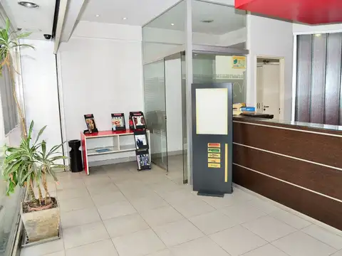 ALQUILER COMERCIAL 240 METROS TOTALES