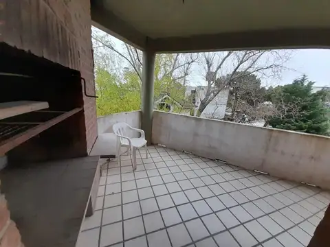 Pinamar 2 ambientes Balcon Parrilla