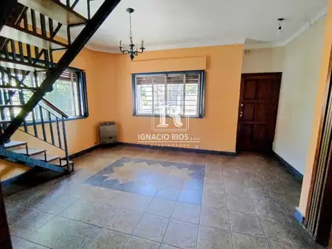 Casa 4 ambientes con 3 baños