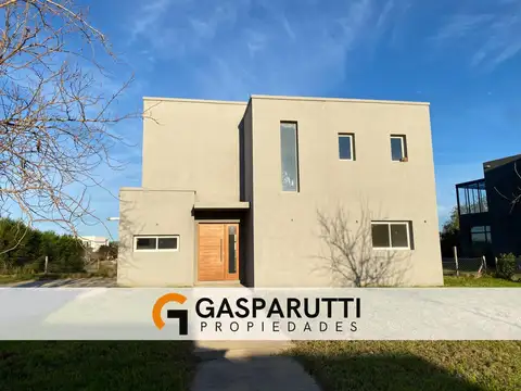 El Cantón Norte, Escobar