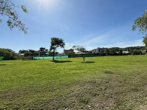 Terreno en Venta en Zona Centro, USD 85.000