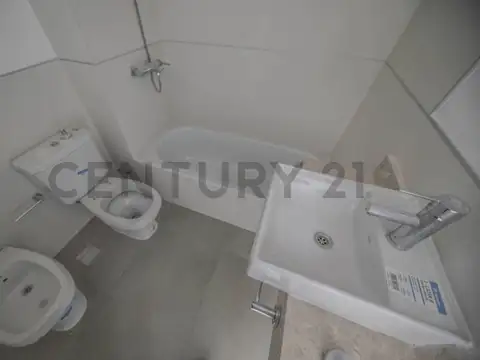 Venezuela 4000, Piso 4