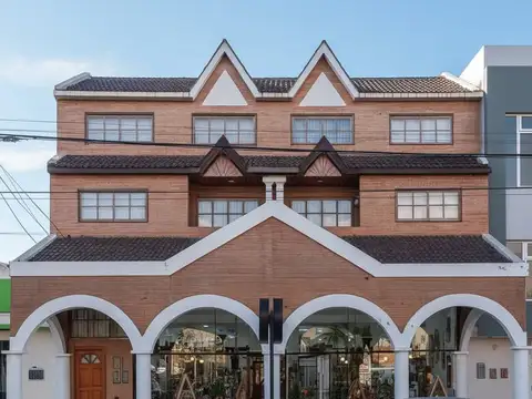 IMPONENTE EDIFICIO IDEAL RENTA - MICROCENTRO RG