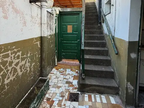 INVERSORES, ideal renta  6 departamentos, excelente ubicación