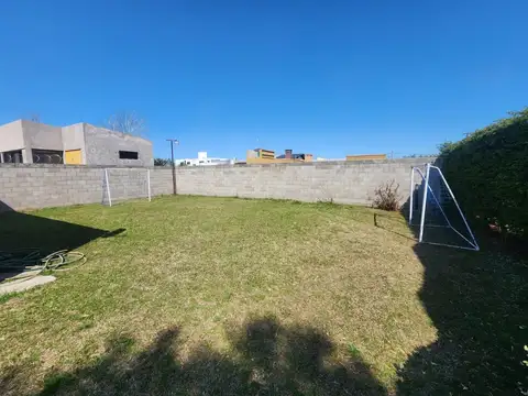 vendo quinta en neuman villa constitucion