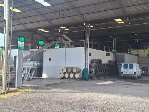 Fondo Comercio en Venta con 3 cocheras