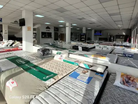 Avenida Presidente Hipólito Yrigoyen 2500