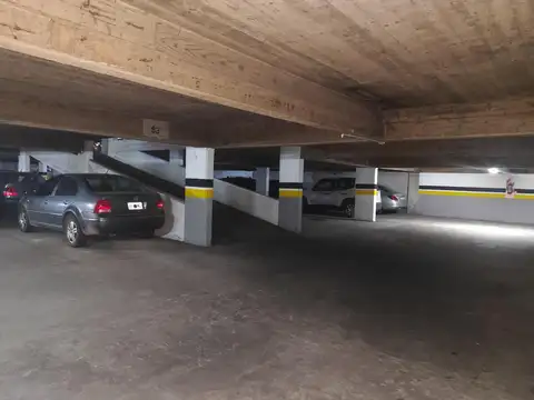 Cochera en Venta en Rioja 1847