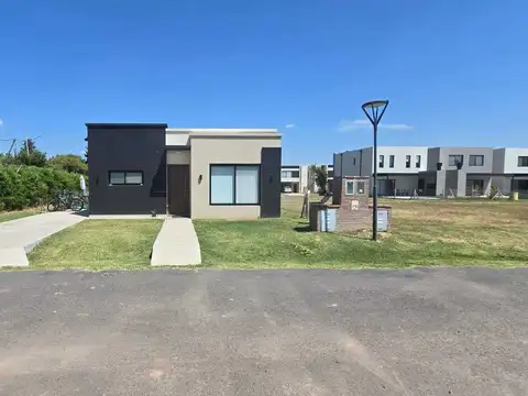 Casa en Venta en Manzanares, USD 150.000