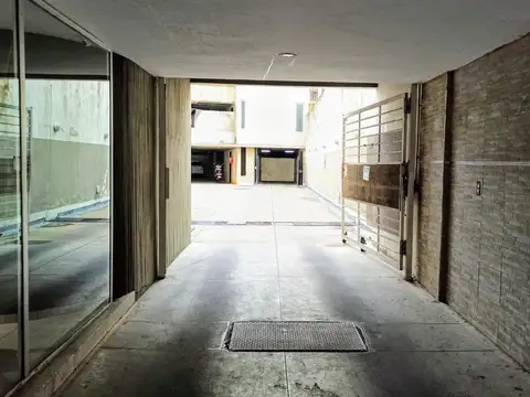 VENTA- Cochera - Abasto, Rosario