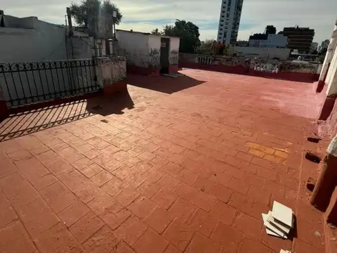 CONDARCO 1100, Piso 1