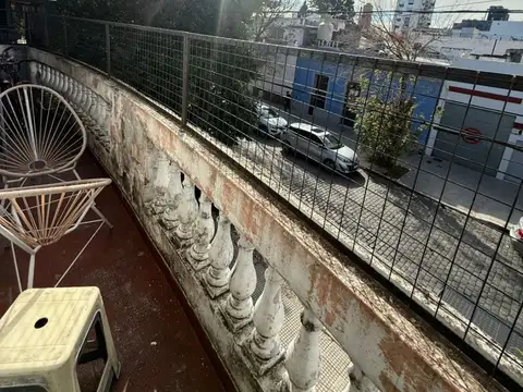 Depto Tipo Casa en Venta de 3 ambientes