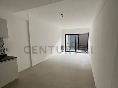 Edificio a estrenar, deptos. de 1 y 2 amb. con balcón a 100 mts. de Plaza Irlanda. Posesión inmediat