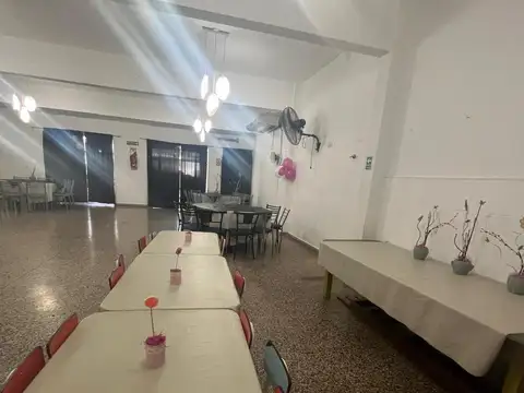 Local en Venta 40 años