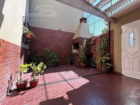 Casa en Venta en Castelar Sur, USD 100.000